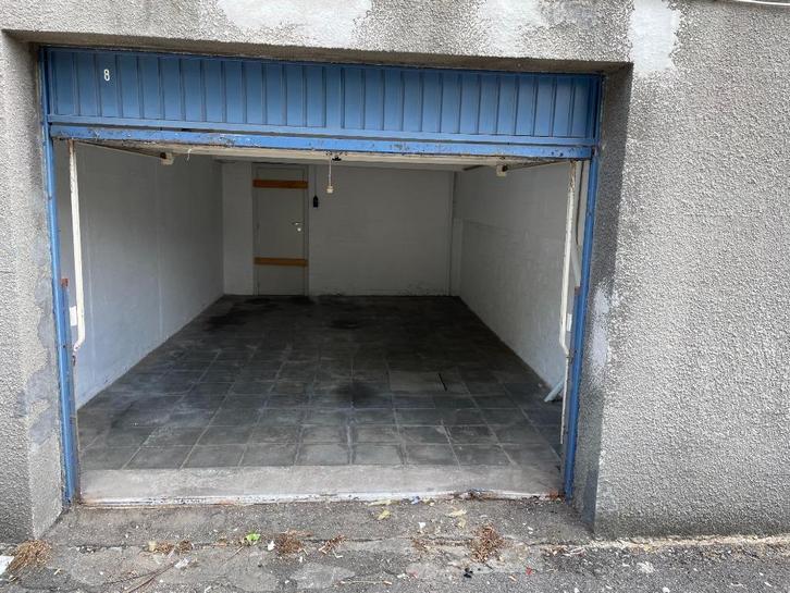 Ruime garage dicht bij station Brugge, Immo, Garages en Parkeerplaatsen, Brugge