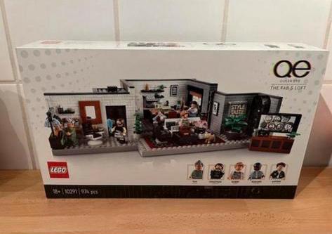 Lego icons 10291 The queer eye fab 5 loft (sealed& retired), Kinderen en Baby's, Speelgoed | Duplo en Lego, Nieuw, Lego, Complete set
