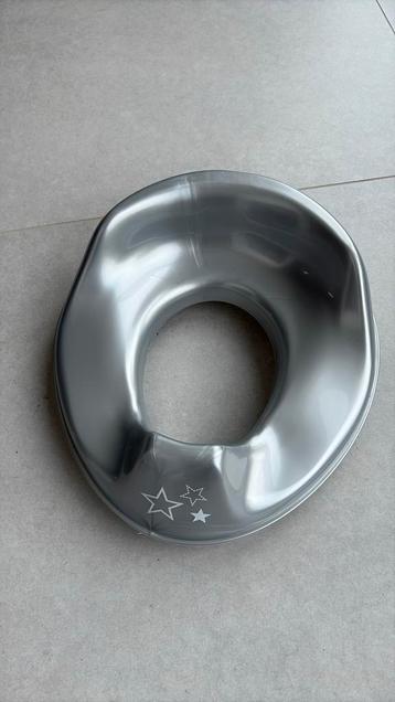 Wc- bril verkleiner - verstelbaar voor optimale stevigheid beschikbaar voor biedingen