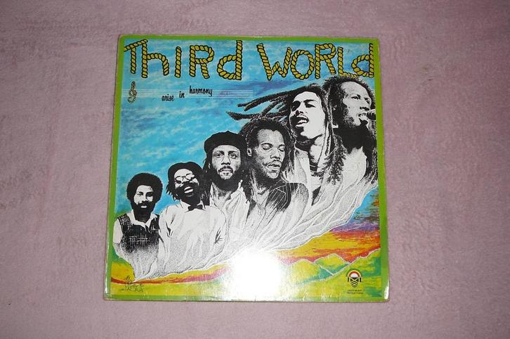 LP  Thirs World : Arise in Harmony  (135), Cd's en Dvd's, Vinyl | R&B en Soul, Ophalen of Verzenden