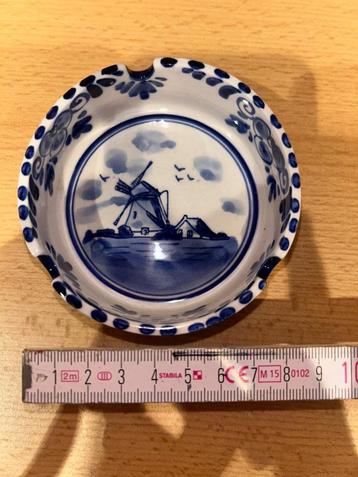 Vintage Delfts blauw assenbak beschikbaar voor biedingen