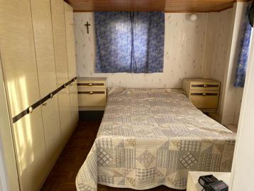 Volledige Vintage slaapkamer  beschikbaar voor biedingen