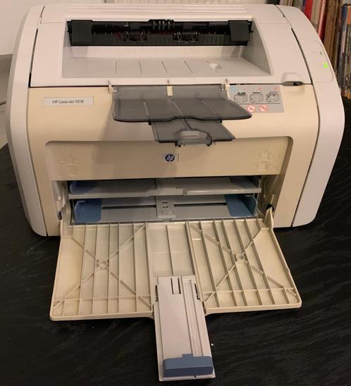 HP LaserJet 1018 + 2 tonercassettes (2000 pag.), Computers en Software, Printers, Gebruikt, Printer, Laserprinter, Zwart-en-wit printen
