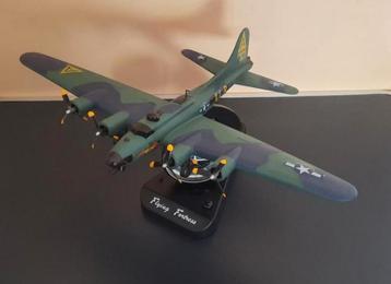 B17 Flying Fortress WWII War Plane alarm clock - als Nieuw beschikbaar voor biedingen