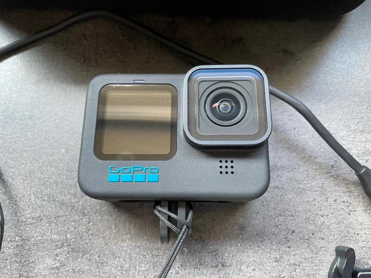 GoPro HERO 10 + accessoires + Motorhelm, Audio, Tv en Foto, Actiecamera's, Gebruikt, GoPro, Ophalen