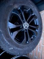 Jantes Mercedes avec pneus d'hiver, 17 pouces, 235 mm, Pneus et Jantes, Véhicule de tourisme