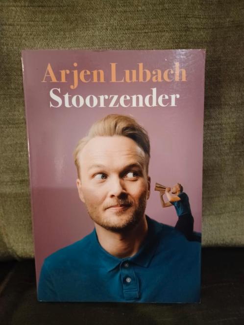 Stoorzender     (Arjen Lubach), Boeken, Literatuur, Zo goed als nieuw, Nederland, Ophalen of Verzenden