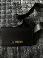 Love Moschino enveloptasje nieuw, Handtassen en Accessoires, Ophalen of Verzenden, Nieuw, Zwart