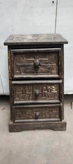 Afrikaanse houten kastje kast met lades opbergkast, Antiek en Kunst, Antiek | Meubels | Kasten, Ophalen of Verzenden