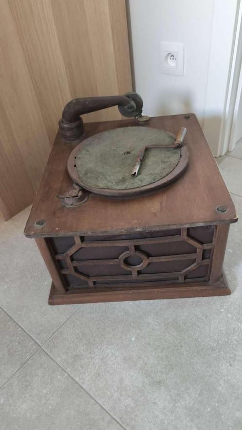 Vintage grammofoon te koop, Antiek en Kunst, Antiek | Keramiek en Aardewerk, Ophalen