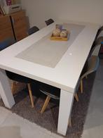 Hoogglans witte tafel met 6stoelen, Huis en Inrichting, Tafels | Eettafels, Ophalen