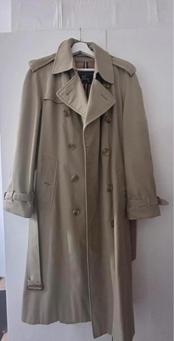 Vintage Burberry trench coat men beschikbaar voor biedingen