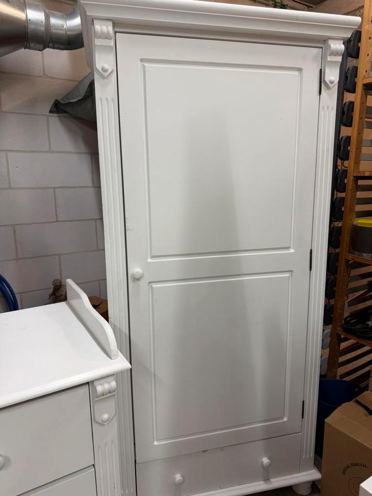 Kinderkamer wit (Kast, commode & bed), Kinderen en Baby's, Kinderkamer | Complete kinderkamers, Gebruikt, Jongetje of Meisje, Ophalen