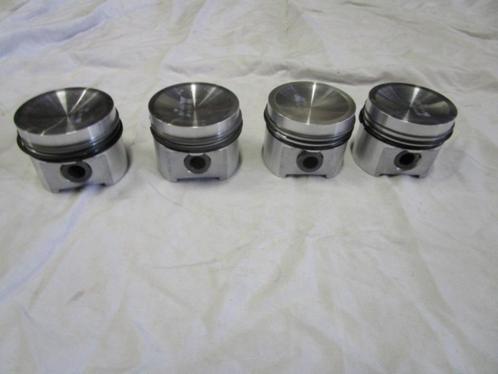 set zuigers +40 ,compressie 10/1 1275cc, CLASSIC MINI COOPER, Auto-onderdelen, Motor en Toebehoren, Mini, Oldtimer onderdelen