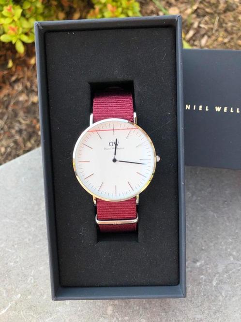 Nieuw Daniel Wellington horloge (unisex), Handtassen en Accessoires, Horloges | Dames, Nieuw, Polshorloge, Overige merken, Staal