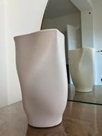 Keramieken vaas van H&M, Huis en Inrichting, Ophalen, Overige materialen, Overige kleuren, Nieuw