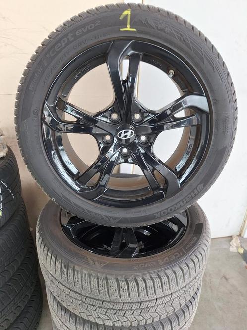 Hyundai Kona Winterset 17 Inch "Zwart", Auto-onderdelen, Banden en Velgen, Banden en Velgen, Winterbanden, 17 inch, 215 mm, Personenwagen