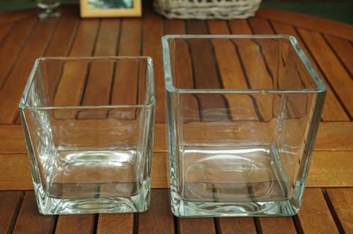 2 vazen, Huis en Inrichting, Woonaccessoires | Vazen, Zo goed als nieuw, Glas, Ophalen