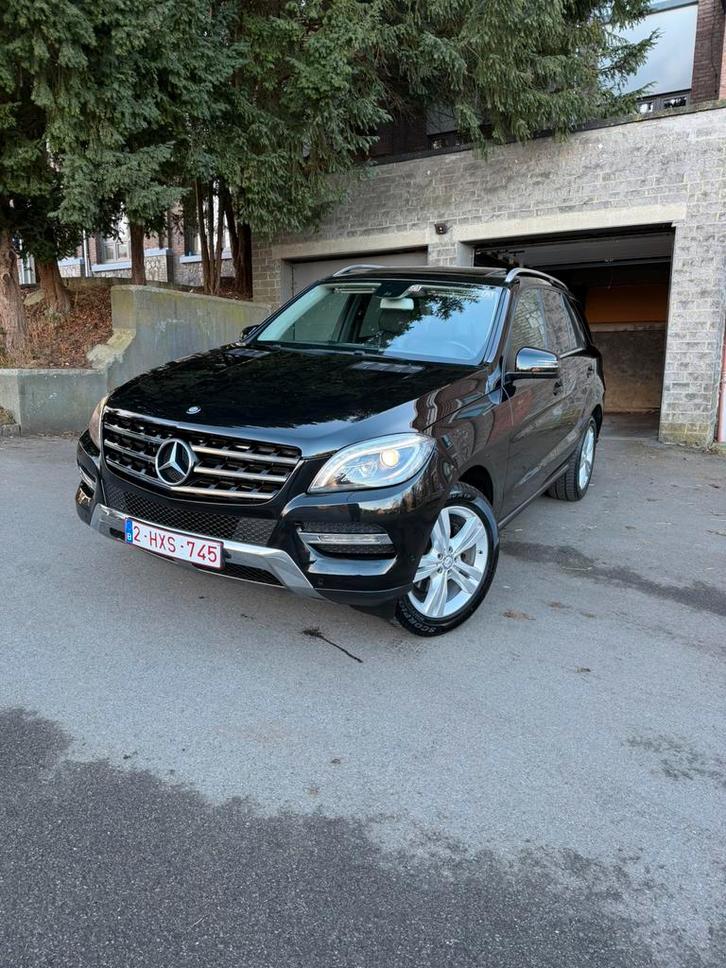 Mercedes ML 250cdi, Autos, Mercedes-Benz, Particulier, Classe M, 4x4, ABS, Caméra de recul, Régulateur de distance, Airbags, Air conditionné