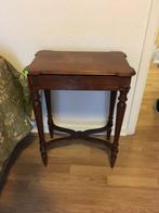 Petite Table d'appoint / Table de nuit, Ophalen, Gebruikt, 45 tot 65 cm, 55 tot 70 cm