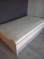 Grand lit (lit français) avec grand tiroir en dessous., Queen size, Enlèvement, Utilisé