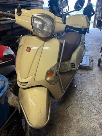 Scooter kymco like.50., Enlèvement, Comme neuf