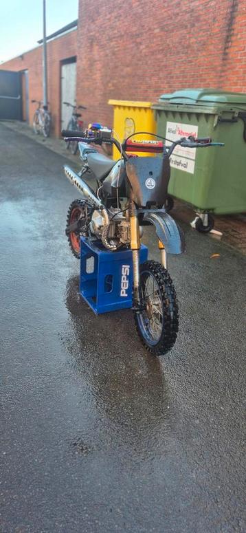 Pitbike project  beschikbaar voor biedingen