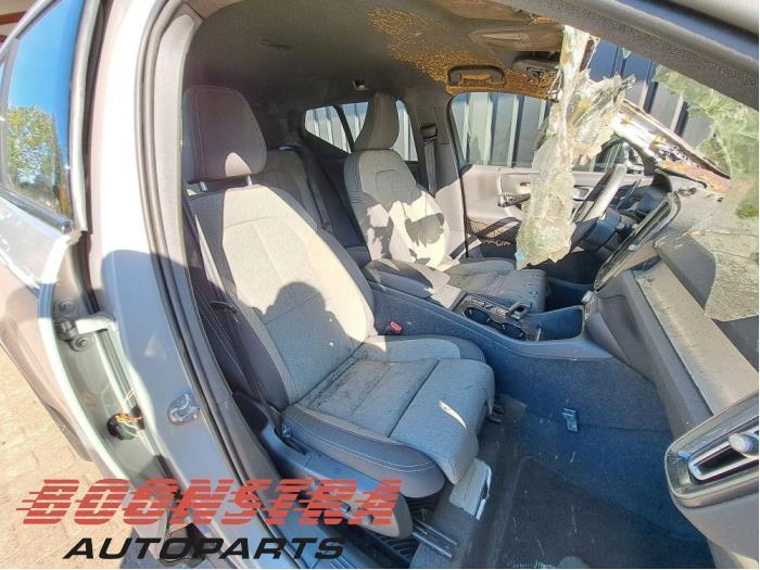 Airbag siège d'un Volvo XC40 (XC40 17-), Autos : Pièces & Accessoires, Autres pièces automobiles, Volvo, Utilisé, 3 mois de garantie