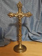 Staande religieuze kruis goud kleur, Antiek en Kunst, Ophalen