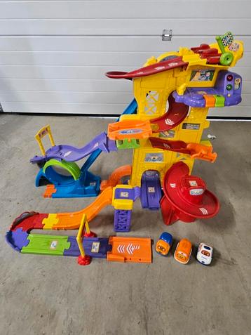 Vtech autospeelbaan  beschikbaar voor biedingen