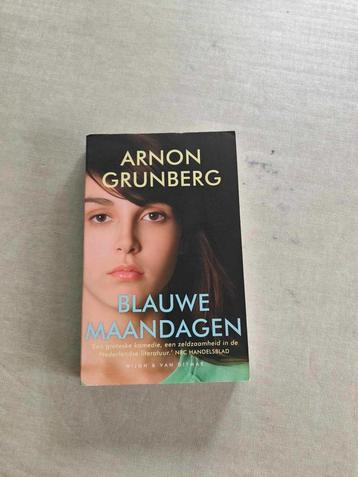 Blauwe maandagen Arnon Grunberg. beschikbaar voor biedingen