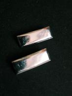 US 1lt Insignes, Ophalen