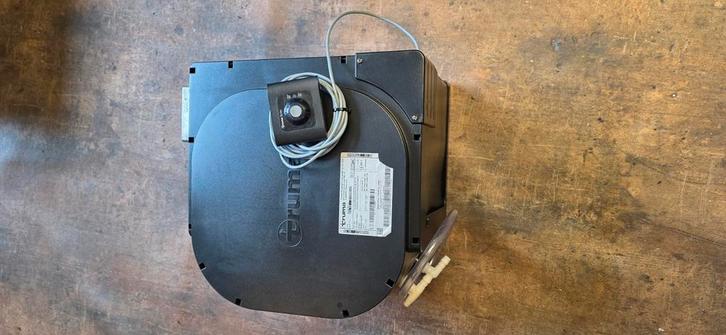 Truma boiler BG10 , op12V en 30mB met bedieningsschakelaar, Caravans en Kamperen, Mobilhome-accessoires, Zo goed als nieuw, Ophalen