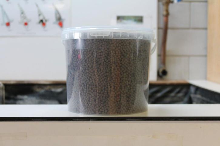 Nakiche Koi Steurvoer 3kg zinkend voer koi steur, Dieren en Toebehoren, Dierenvoeding, Vis, Ophalen of Verzenden
