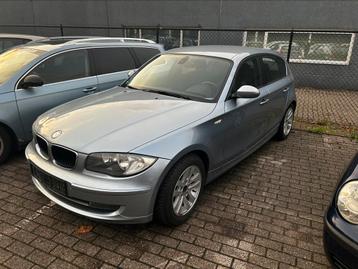 Bmw 118i benzine gekeurd garantie beschikbaar voor biedingen