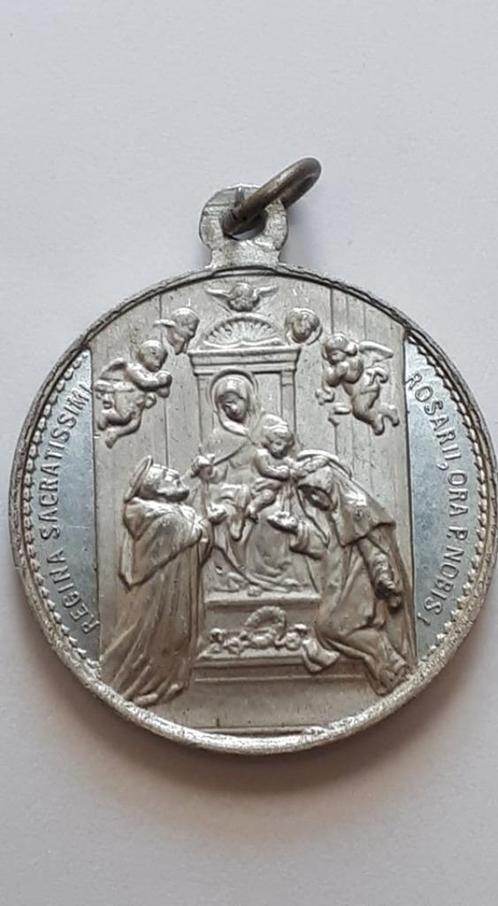 M83 *Oude Medaille*Regina sacratissimi rosarii ora pro nobis, Verzamelen, Religie, Christendom | Katholiek, Ophalen of Verzenden