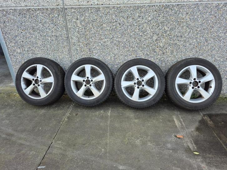 Originele Mercedes velgen + banden, Auto-onderdelen, Banden en Velgen, Velg(en), Winterbanden, 225 mm, Bestelwagen, Gebruikt, Ophalen