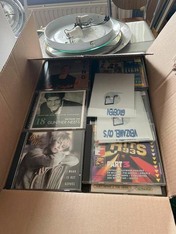 CD ‘S 4 dozen verschillende  beschikbaar voor biedingen