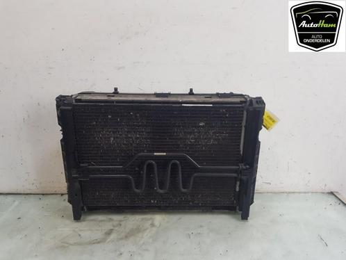 RADIATEUR COMPLEET BMW 1 serie (E81) (01-2006/09-2012), Auto-onderdelen, Airco en Verwarming, BMW, Gebruikt