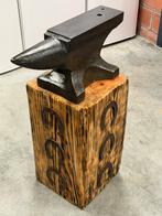 Zeer prachtig aambeeld, Ophalen