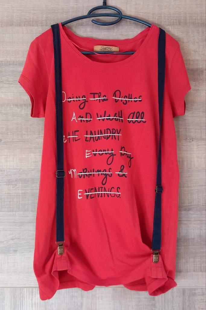 T-shirt orange avec bretelles et inscription (38), Kleding | Dames, T-shirts, Gedragen, Rood, Ophalen of Verzenden