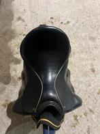 Ideal Suzannah Dressuurzadel 17” MW, Dieren en Toebehoren, Ophalen, Zo goed als nieuw