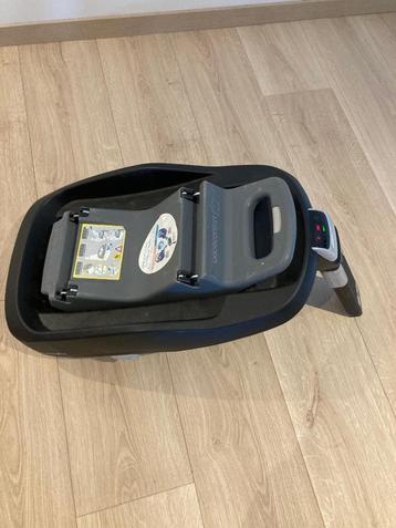 isofix familyfix maxi cosi beschikbaar voor biedingen