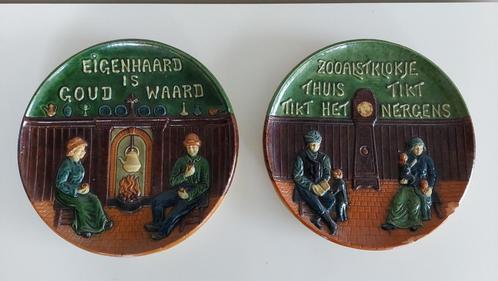 2 oude Vlaams aardewerk borden met spreuken, Antiek en Kunst, Antiek | Keramiek en Aardewerk, Ophalen of Verzenden