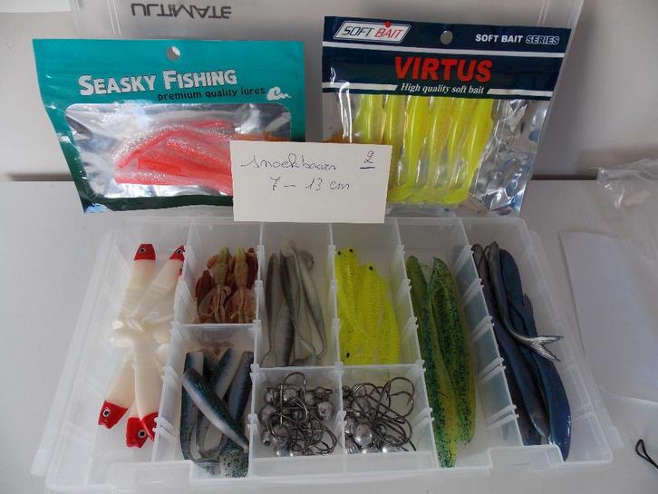 Box 2 snoekbaars shads, Watersport en Boten, Hengelsport | Roofvissen, Nieuw, Complete set, Ophalen of Verzenden