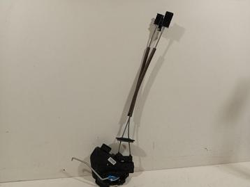 PORTIERVANGER CV ELEKTR. RECHTS ACHTER Kia Niro I (DE) beschikbaar voor biedingen