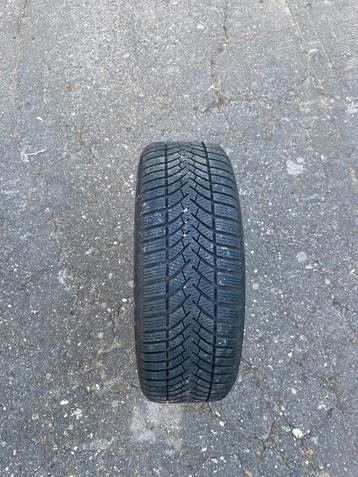 Semperit 205/55 R16 H - winterbanden beschikbaar voor biedingen