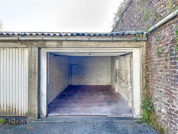 Garage te koop in Eeklo beschikbaar voor biedingen