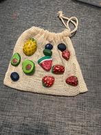 Stenen fruitjes met jutte zak, Verzenden