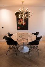 Eero Saarinen Ovale Eettafel, Arabescato Marmer, Huis en Inrichting, Ophalen, Overige materialen, 100 tot 150 cm, Design